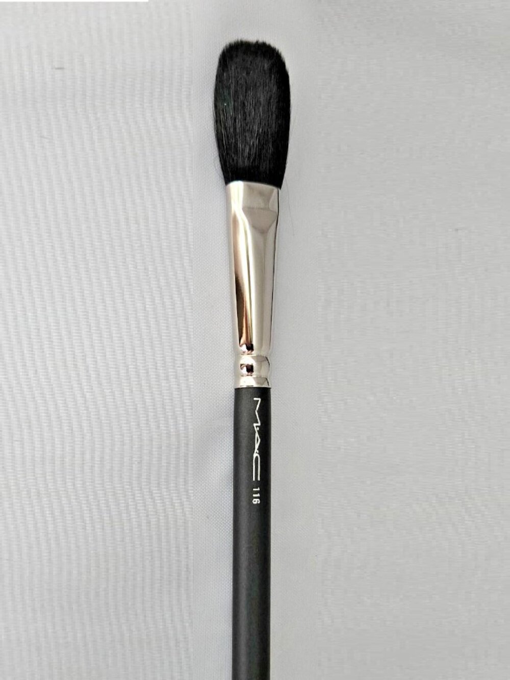 MAC 116 Blush Brush - ORIGINAL, Goat Hair, Made in Japan, RARE, NEW - SHIPS FAST